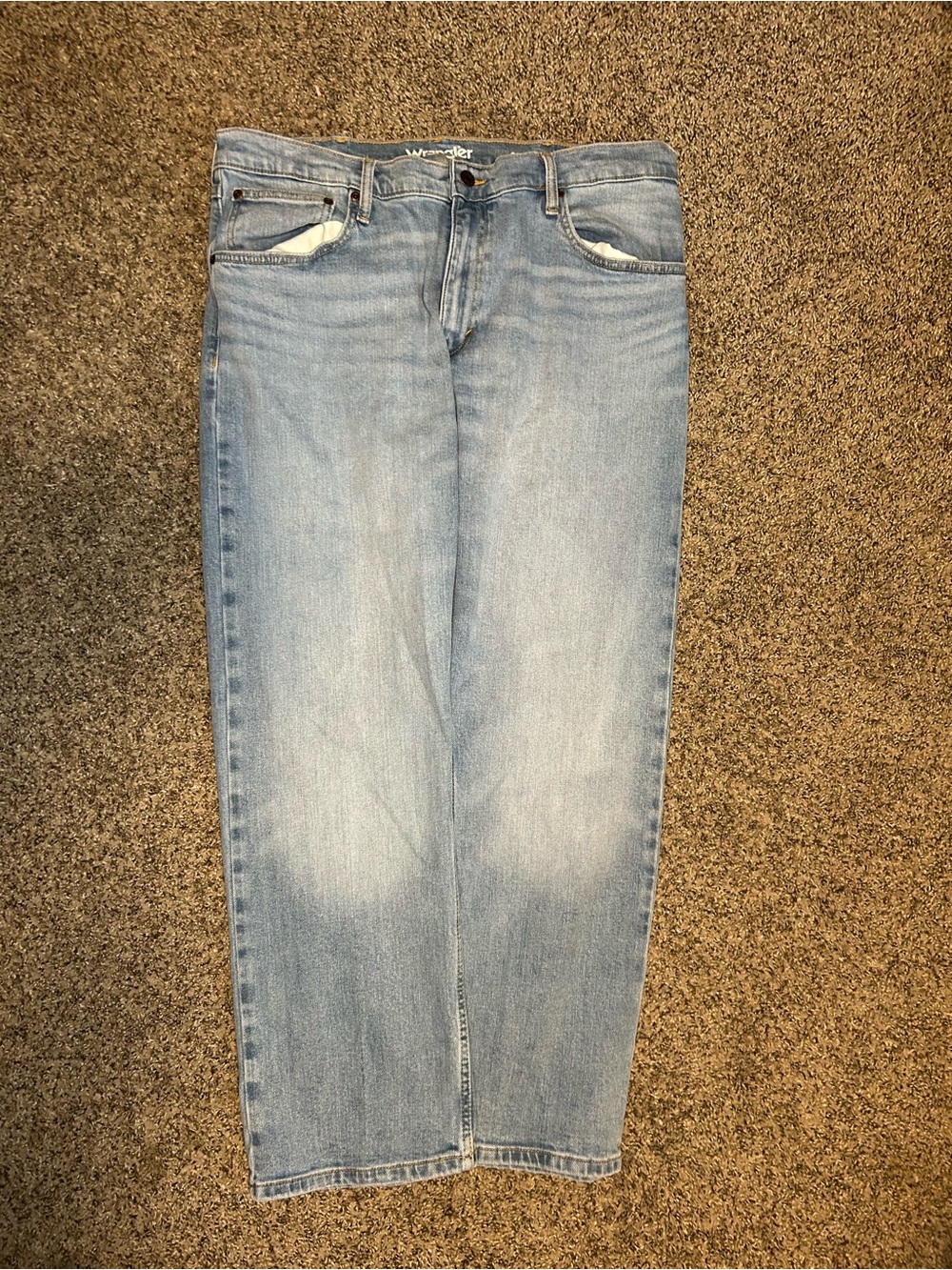 Wrangler Light Blue Relaxed Fit Men’s Jeans